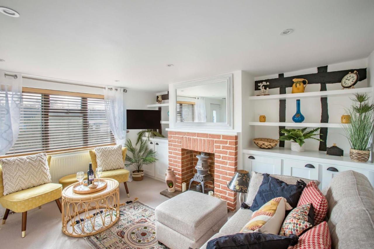 Stunning Character 2Bed Cottage In St Albans Wifi Exterior foto