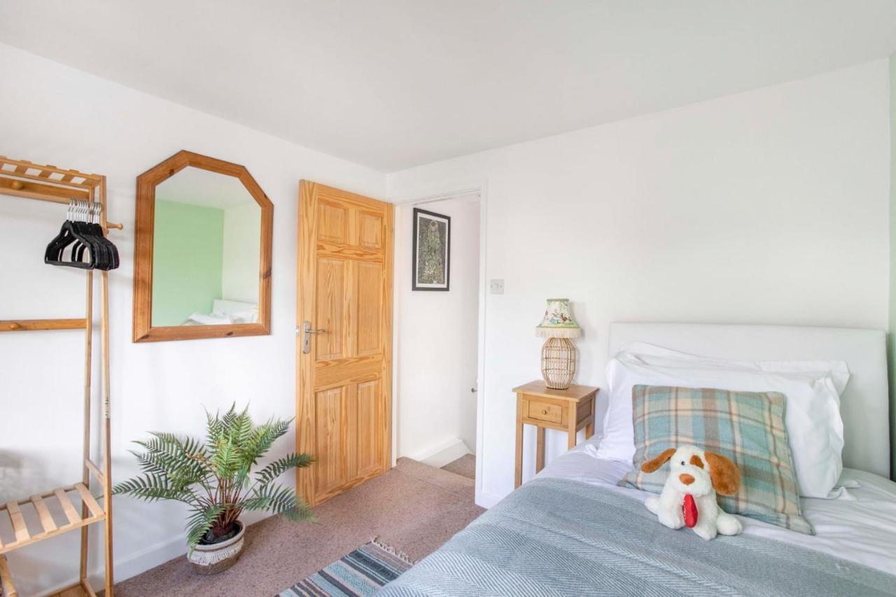 Stunning Character 2Bed Cottage In St Albans Wifi Exterior foto